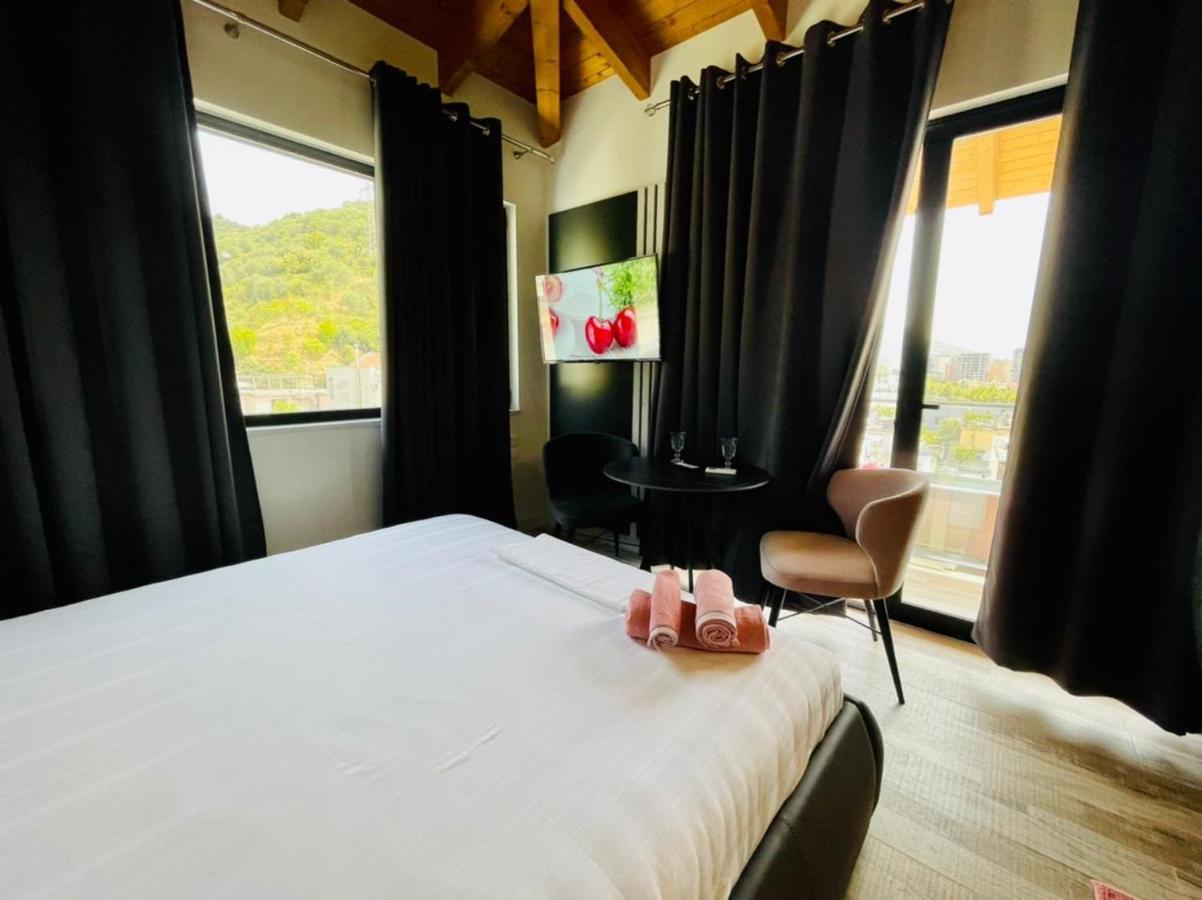 Adriatik Hotel Vlore Ngoại thất bức ảnh
