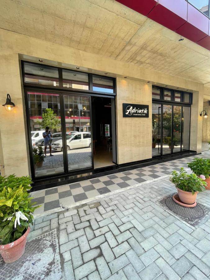 Adriatik Hotel Vlore Ngoại thất bức ảnh