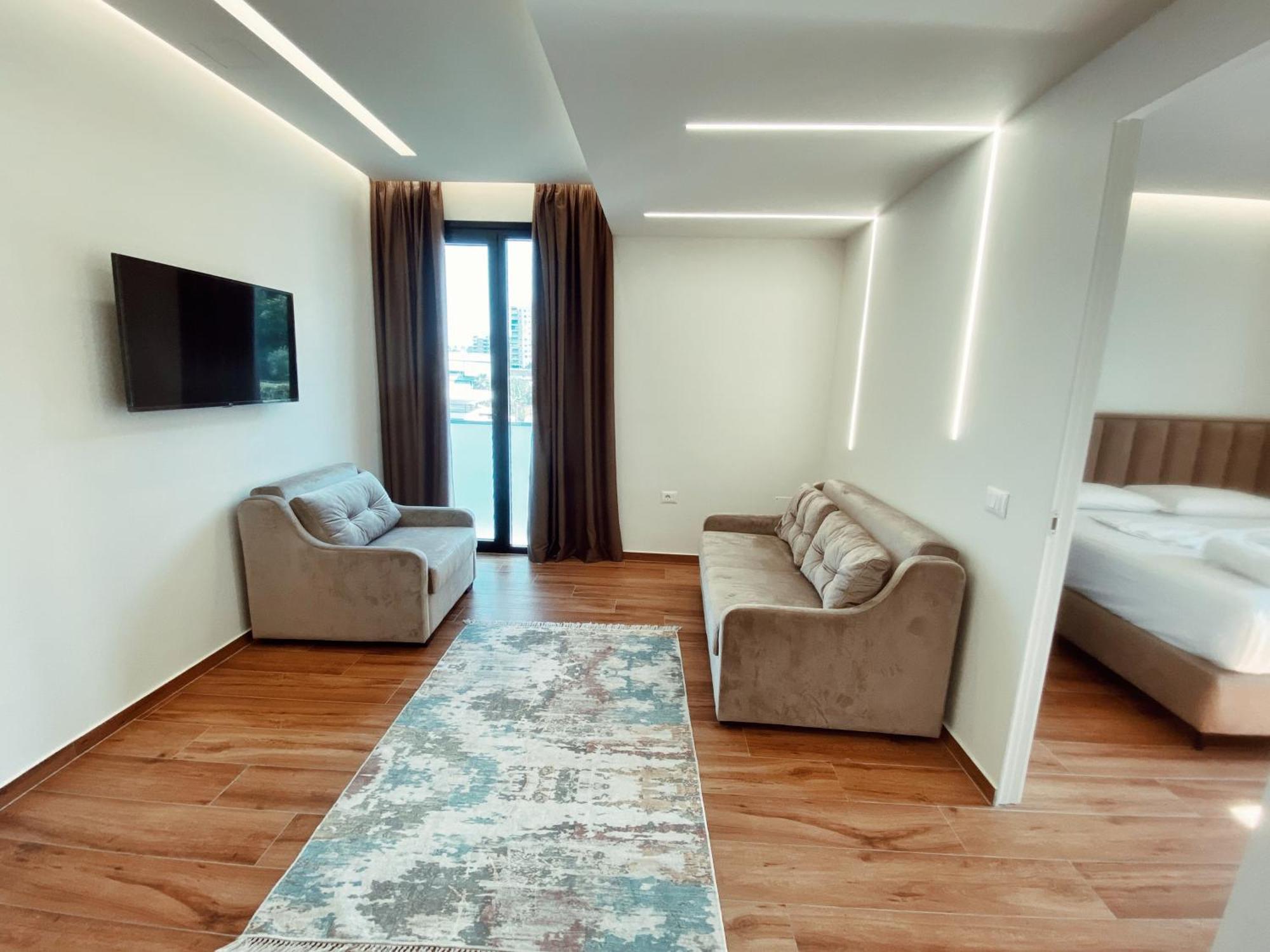 Adriatik Hotel Vlore Ngoại thất bức ảnh